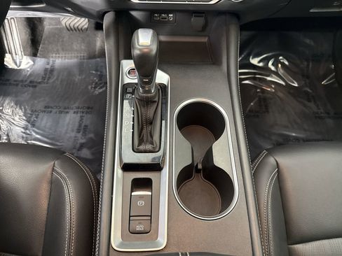 Used 2019 Nissan Altima 2.0 Platinum image 17