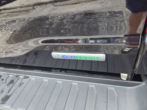Used 2022 Ford F150 Lariat AWD/4WD image 14