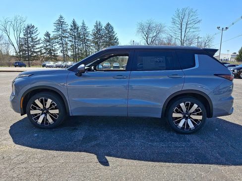 New 2026 Mitsubishi Outlander SEL image 5