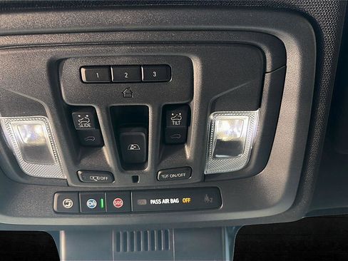 Used 2025 Chevrolet Silverado 2500 High Country w/ High Country Premium Package image 5