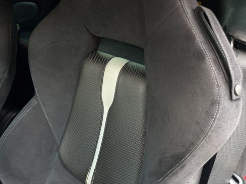 Used 2017 McLaren 570S Coupe image 19