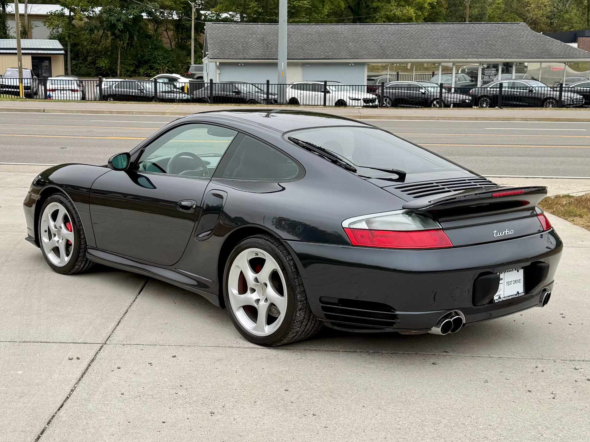 Used 2004 Porsche 911 Turbo AWD/4WD image 4