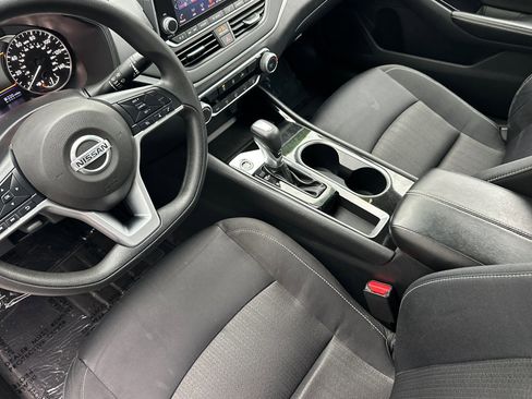 Used 2021 Nissan Altima 2.5 SV image 10