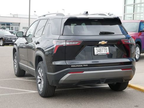 Used 2025 Chevrolet Equinox LT w/ Convenience Package II AWD/4WD image 6