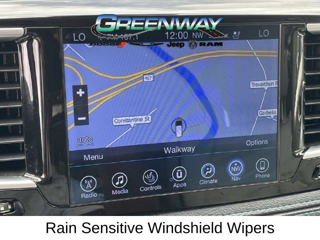 Used 2017 Chrysler Pacifica Platinum FWD image 27