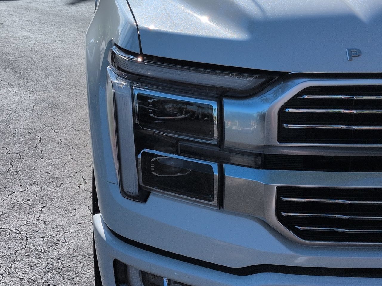 Used 2025 Ford F150 Platinum w/ Equipment Group 703A Plus AWD/4WD image 10