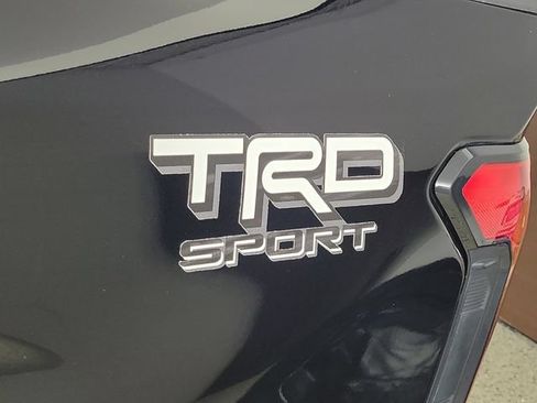 Used 2025 Toyota Tacoma TRD Sport RWD image 9