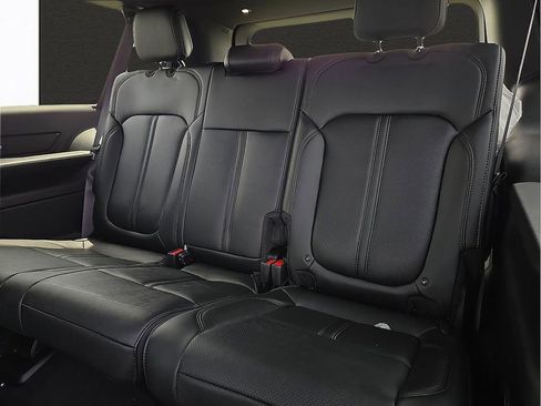 New 2026 Jeep Grand Wagoneer L Limited AWD/4WD image 9