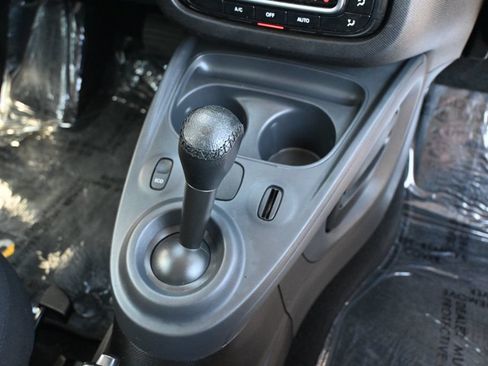 Used 2017 smart fortwo electric drive RWD image 11