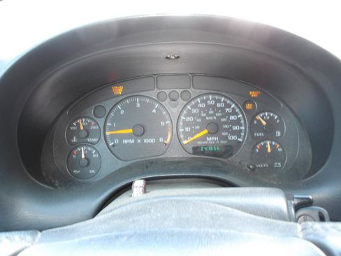 Used 2001 GMC Jimmy SLE AWD/4WD image 15
