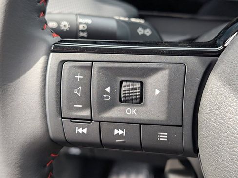 New 2026 Nissan Kicks SR image 18