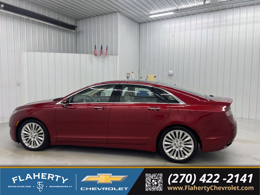 Used 2016 Lincoln MKZ w/ Equipment Group 300A Reserve FWD image 5