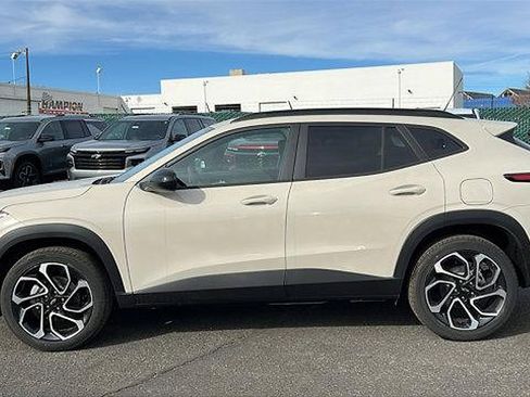 New 2026 Chevrolet Trax RS w/ Driver Confidence Package image 8