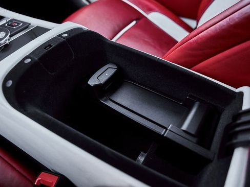 Used 2020 Rolls-Royce Wraith image 56