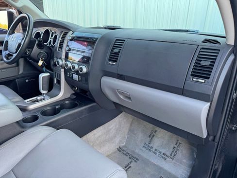 Used 2010 Toyota Sequoia Limited image 14
