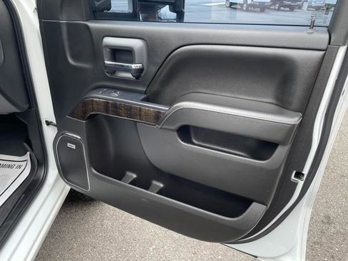 Used 2016 GMC Sierra 2500 Denali w/ Driver Alert Package image 28