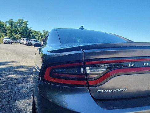 Used 2015 Dodge Charger R/T w/ Plus Group RWD image 10