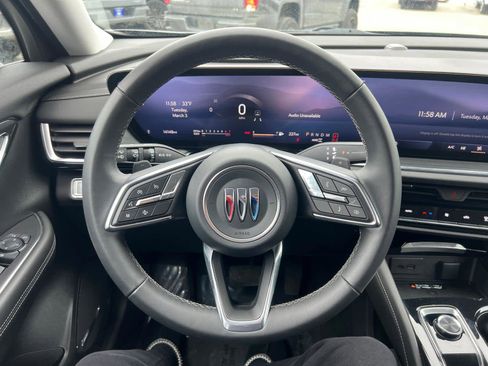 Certified 2025 Buick Envision Preferred image 15