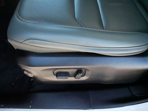 Used 2024 Jeep Wrangler High Altitude image 20