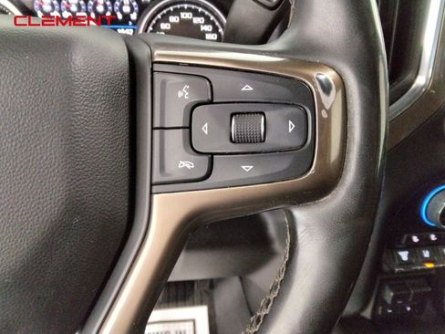 Used 2023 Chevrolet Silverado 2500 High Country w/ Technology Package image 11