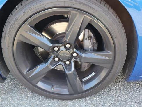 Used 2017 Chevrolet Camaro SS image 27