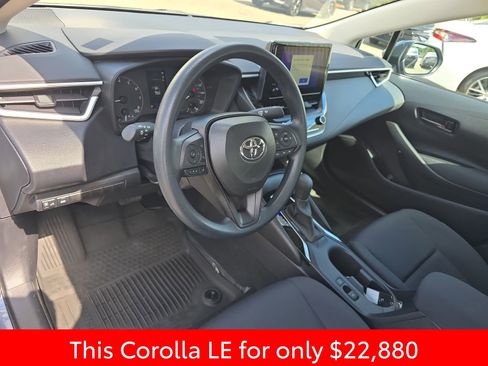 Used 2025 Toyota Corolla LE w/ Convenience Package FWD image 21