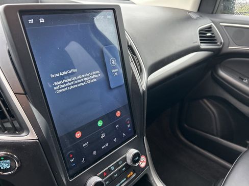 Used 2023 Ford Edge SEL image 10