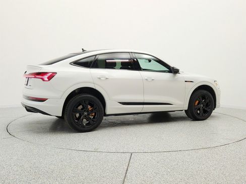 Used 2023 Audi e-tron Premium w/ Convenience Plus Package AWD/4WD image 5