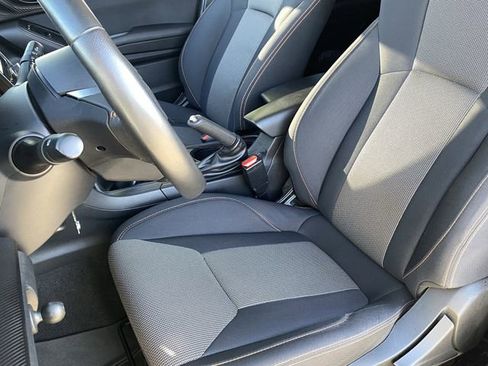 Used 2023 Subaru Crosstrek 2.0i Premium AWD/4WD image 17