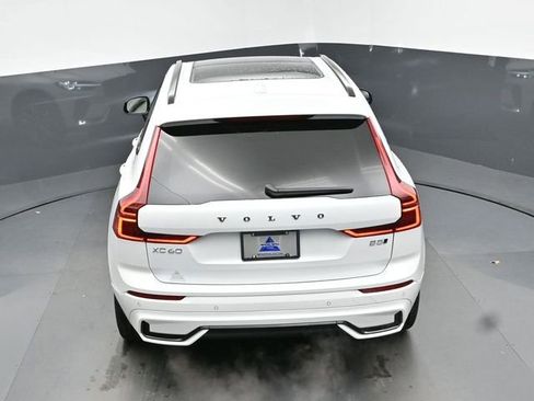 New 2026 Volvo XC60 B5 Core w/ Climate Package image 47