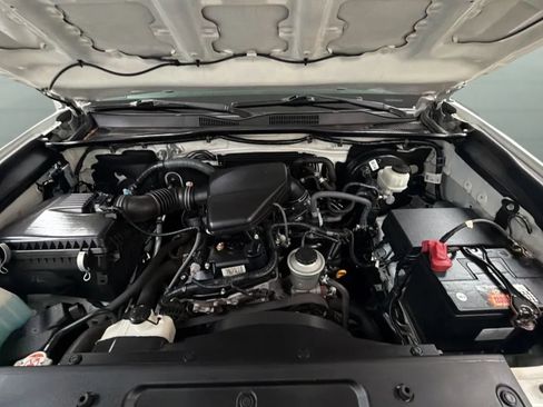 Used 2020 Toyota Tacoma SR5 RWD image 22