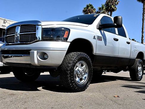 Used 2007 Dodge Ram 3500 Truck Laramie AWD/4WD image 1