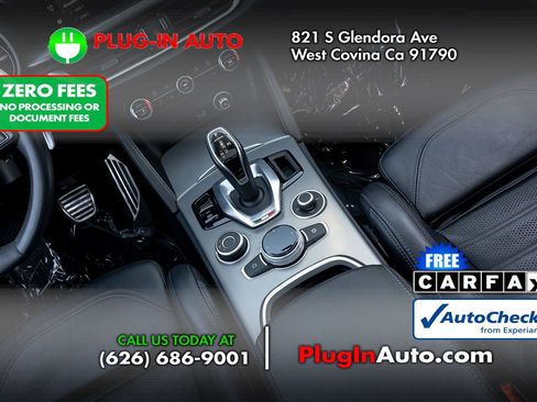 Used 2022 Alfa Romeo Stelvio Veloce AWD/4WD image 17