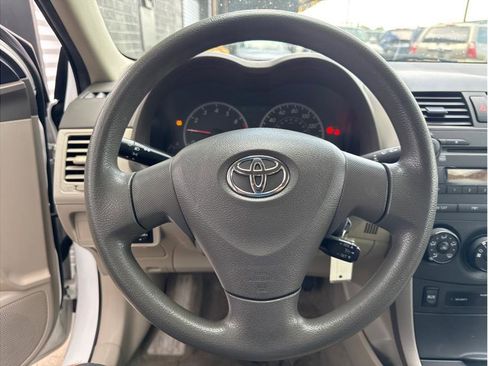 Used 2009 Toyota Corolla LE image 14