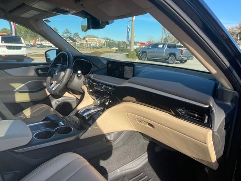 Used 2022 Acura MDX FWD w/ Technology Package image 31