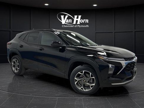 New 2026 Chevrolet Trax LT w/ Driver Confidence Package image 1