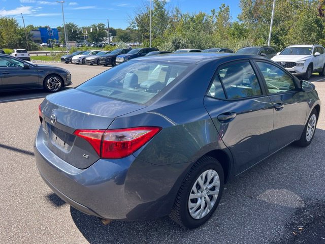 Used 2017 Toyota Corolla LE FWD image 5