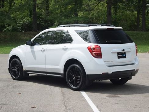 Used 2017 Chevrolet Equinox LT AWD/4WD image 23