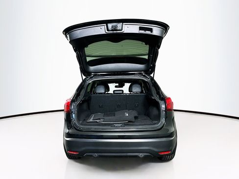 Used 2019 Nissan Rogue Sport SL w/ Premium Package image 30