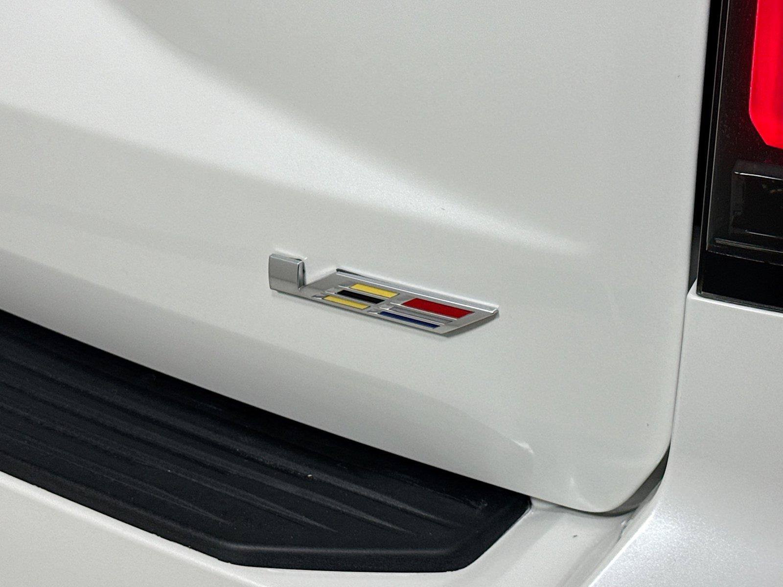 Used 2024 Cadillac Escalade V w/ LPO, ONYX Package AWD/4WD image 40