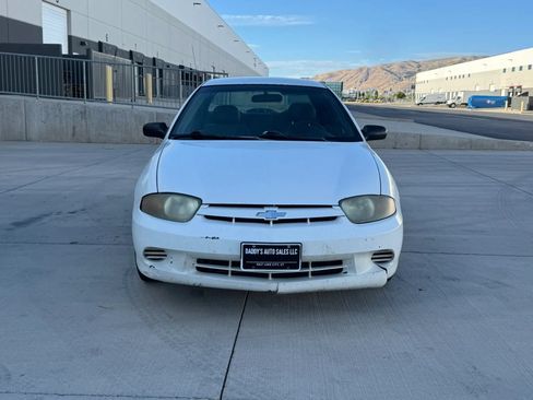Used 2003 Chevrolet Cavalier Sedan w/ Preferred Equipment Group FWD image 8