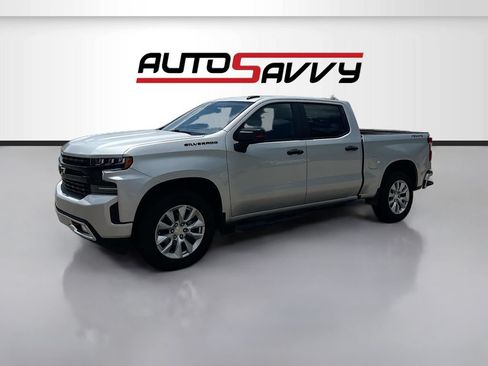 Used 2022 Chevrolet Silverado 1500 RST w/ Redline Edition AWD/4WD image 3