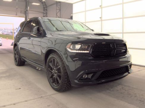 Used 2018 Dodge Durango GT w/ Premium Group RWD image 2