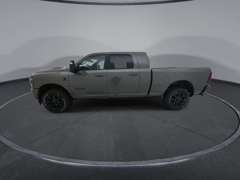 New 2026 RAM 2500 Laramie AWD/4WD image 5
