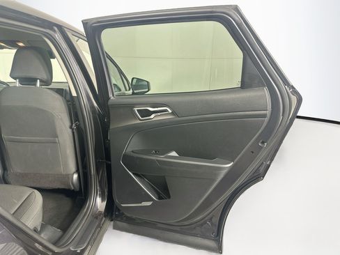 Used 2026 Kia Sportage LX FWD image 28