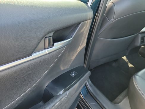 Used 2018 Toyota Camry XSE w/ Audio Package FWD image 13