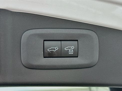 Used 2026 Lexus RZ 450e AWD w/ Cold Area Package image 32