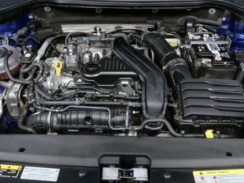 Certified 2023 Volkswagen Taos SE w/ Black Wheel Package image 26