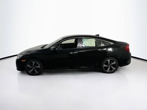 Used 2018 Honda Civic Touring image 8