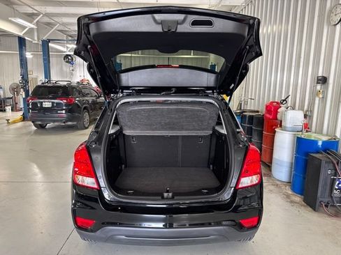 Used 2019 Chevrolet Trax LS w/ Tint and Cruise Package FWD image 8